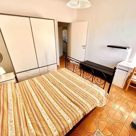 Pisolo - Quadrilocale In Centro A Con Vista Mare E Servizio Διαμέρισμα