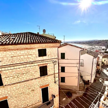Διαμέρισμα Pisolo - Quadrilocale In Centro A Con Vista Mare E Servizio Numana